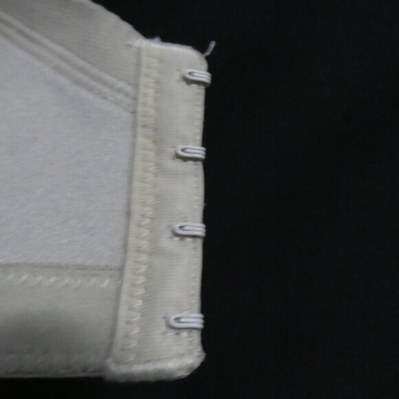 Unbranded | 42 DD | Elegant Textured Beige Bra | *Padding Not Included - Picture 12 of 12